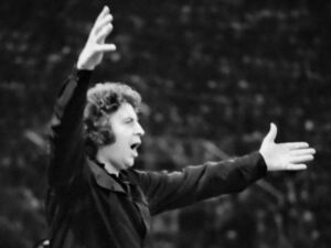 kratiki-orxistra-athinon-mikis-theodwrakis