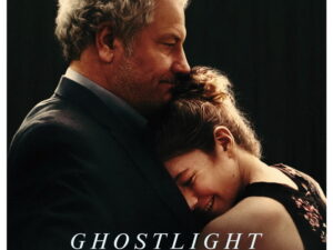 Αφίσα της ταινίας «Ghostlight» που προβάλλεται στον Δημοτικό Κινηματογράφο Κήπο στα Χανιά.